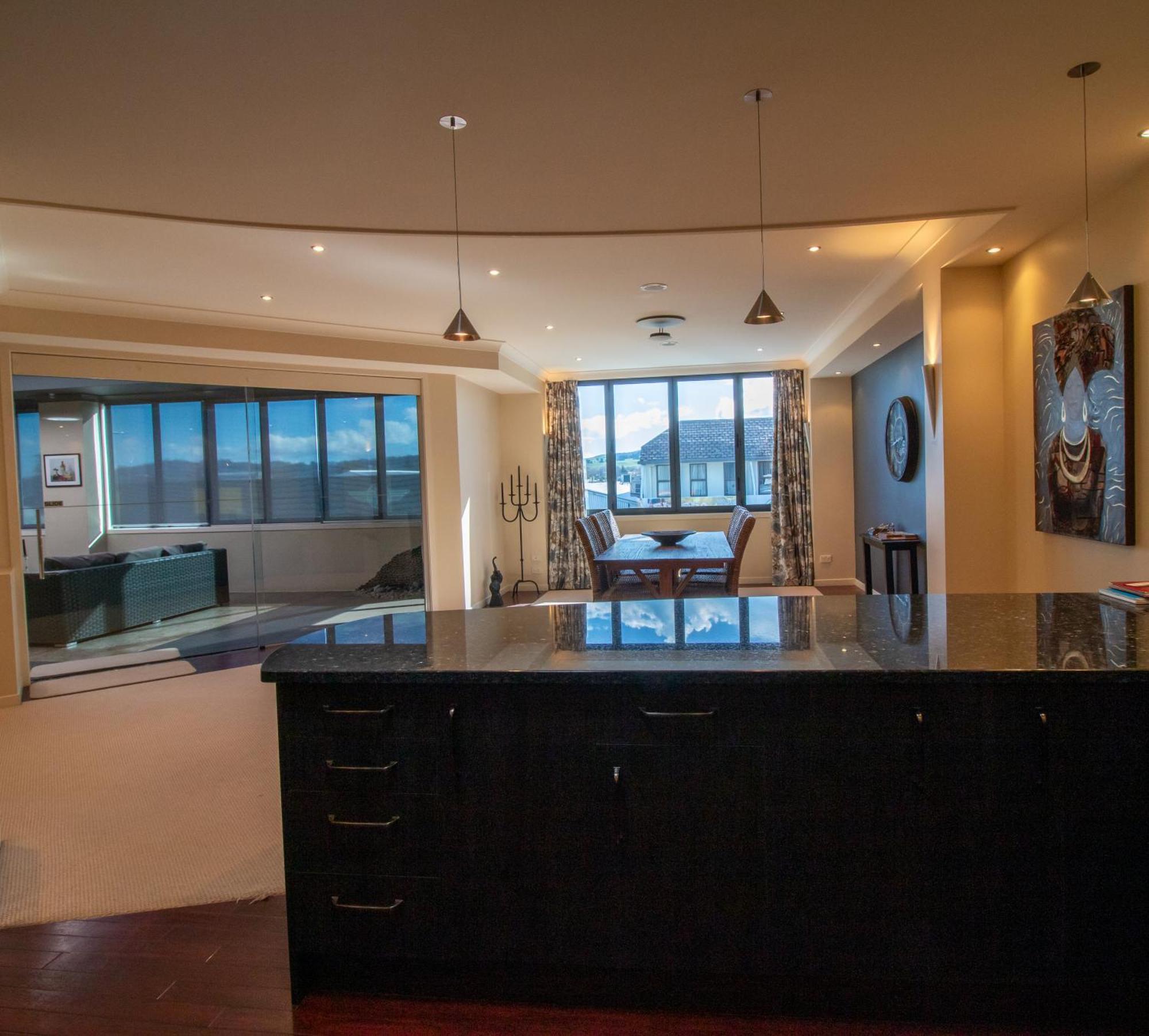 Large Luxury Apartment Located Right In Town Tauposjön Exteriör bild